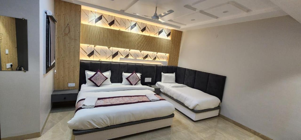 Hotel Varanasi Heritage エクステリア 写真